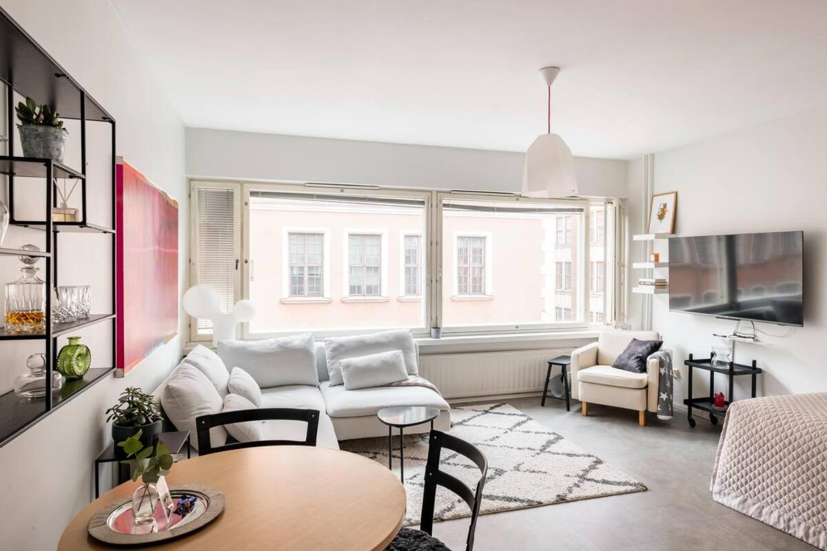 Modern 31Sqm Studio In Хелзинки Екстериор снимка